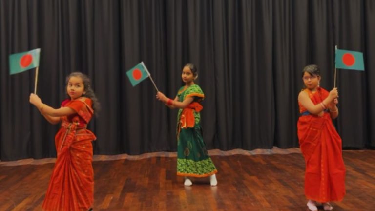 বার্গেনে বিজয় দিবসের আয়োজন, মুক্তিযুদ্ধের গল্পে উদ্বুদ্ধ শিশুরা