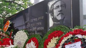 বিজয়ের আয়োজনে বঙ্গবন্ধু নির্বাসনে
