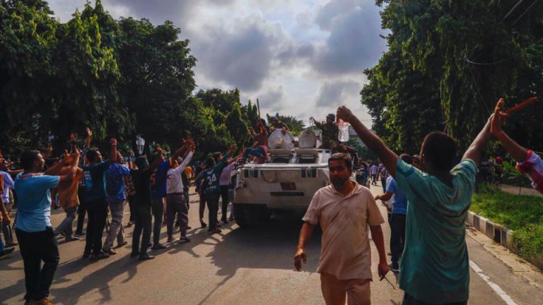 বাংলাদেশে বিপ্লব সফল হবে?