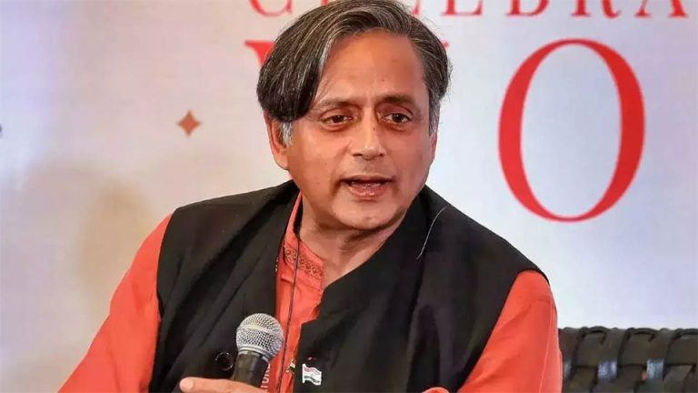 শেখ হাসিনার বক্তব্য আমাদের জন্য জটিলতা তৈরি করেছে: শশী থারুর