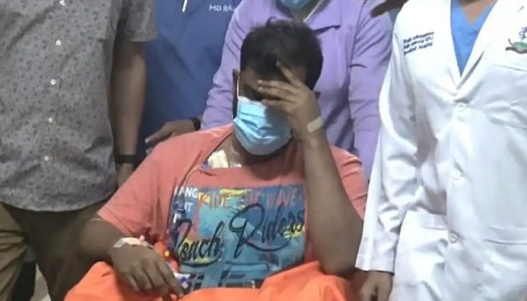 হাসপাতাল ছেড়ে বাসায় ফিরলেন তামিম