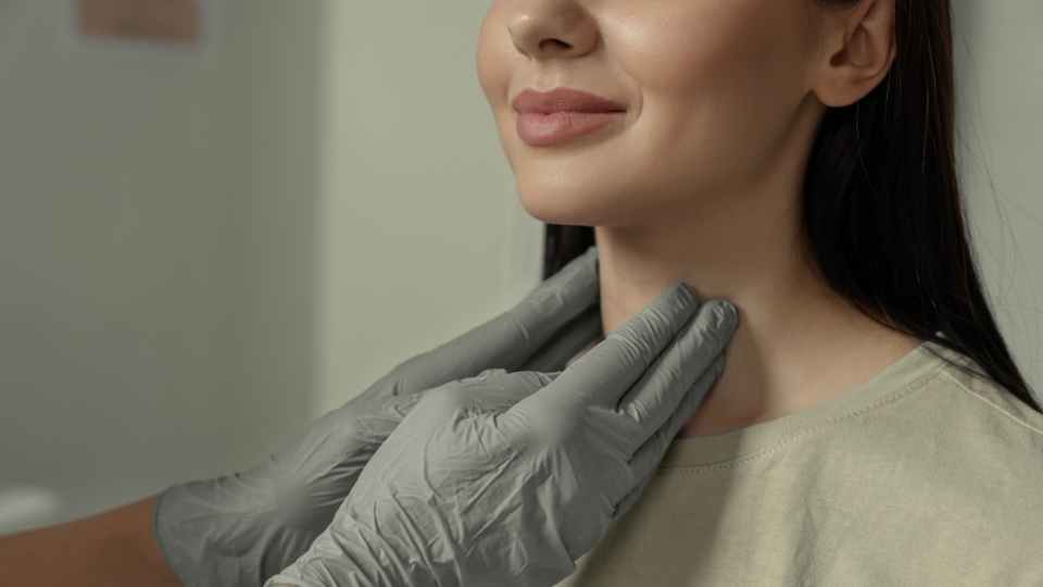 থাইরয়েড অবহেলা করার মতো রোগ নয়, নিতে হবে ডাক্তারের পরামর্শ।