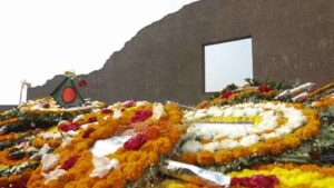 স্মরণে জাতির সূর্যসন্তান, শহীদ বুদ্ধিজীবী দিবস আজ