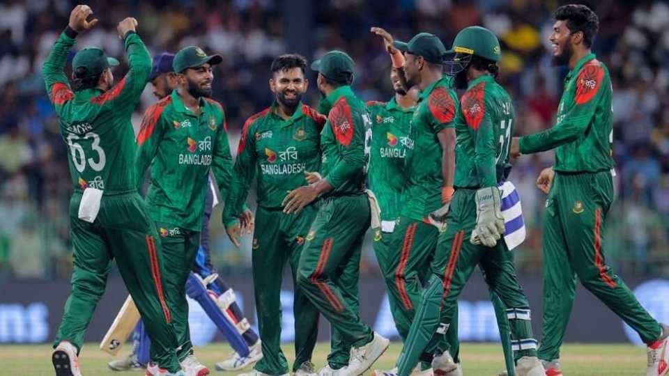 প্রথম ম্যাচে হারের শোধ নিয়ে বাংলাদেশের উচ্ছ্বাস।