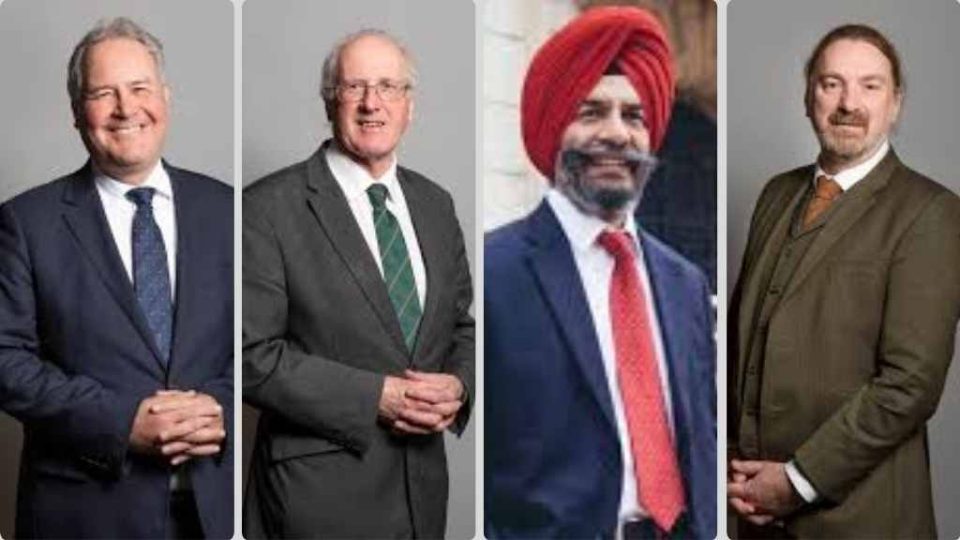 হাউস অব কমন্সের এই চার এমপি বব ব্ল্যাকম্যান, জিম শ্যানন, জ্যাস আথওয়াল এবং ক্রিস ল।