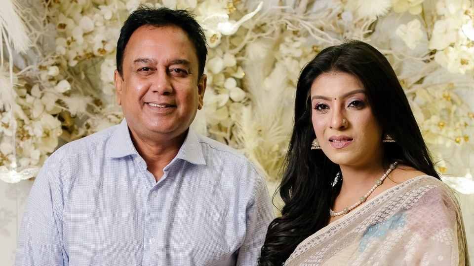 জাহিদ হাসান ও সাদিয়া ইসলাম মৌ। ছবি সমকাল থেকে নেওয়া।