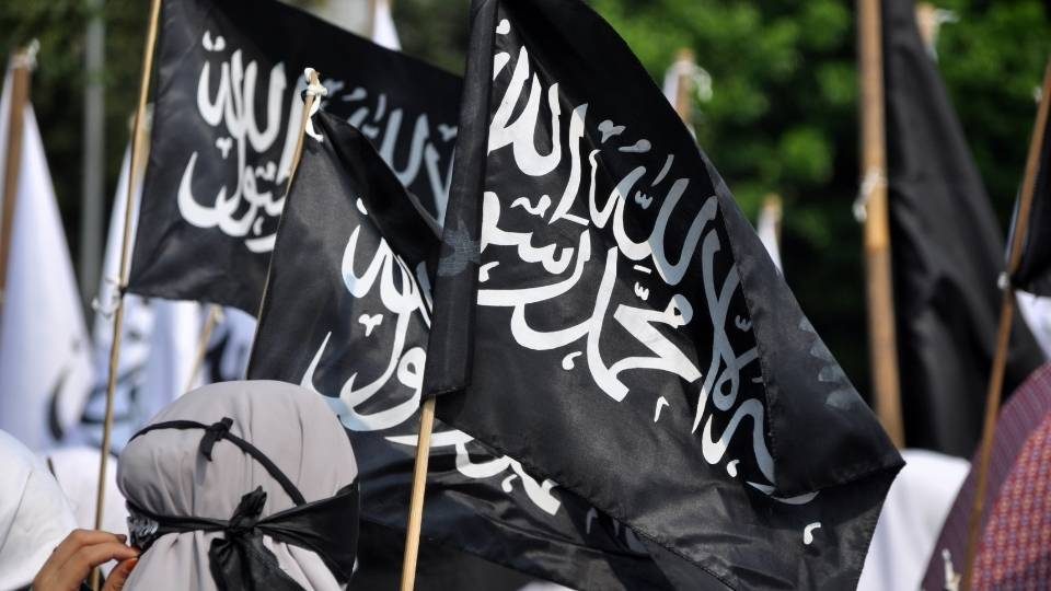 নতুন রাজনৈতিক বন্দোবস্তে বাংলাদেশে মাথাচাড়া দিয়ে উঠেছে ইসলামি জঙ্গি সংগঠনগুলো। ফাইল ছবি