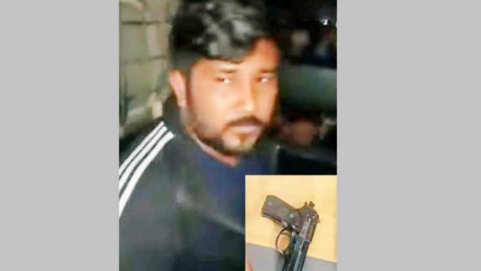 পিস্তলসহ আটক এনসিপি নেতা।