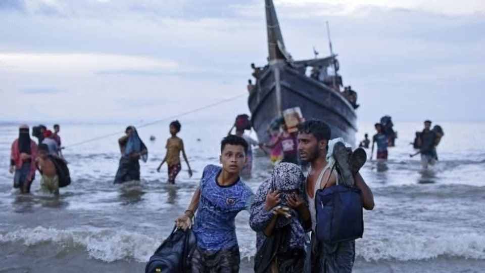 সংঘাতপূর্ণ মিয়ানমারের রোহিঙ্গাদের সাগরপথে দেশত্যাগের ঘটনা প্রায়ই চোখে পড়ে। ফাইল ছবি।