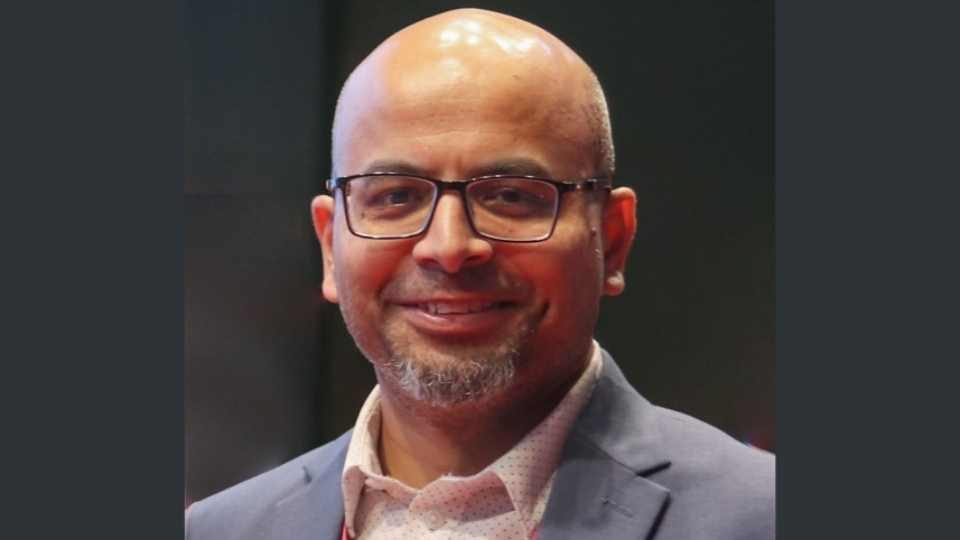 ফয়েজ আহমদ তৈয়্যব।