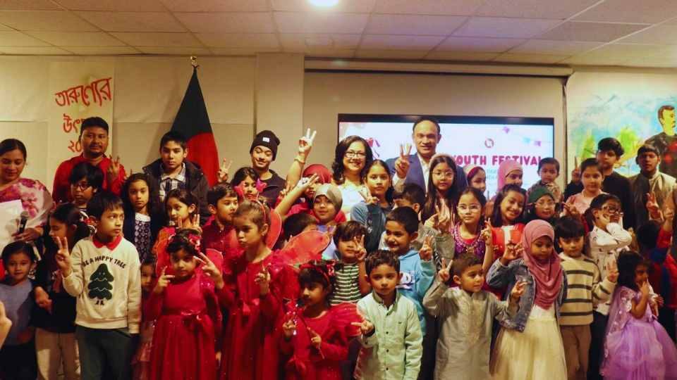 উৎসবমুখর পরিবেশে বাংলাদেশ দূতাবাস, স্টকহোমে ´তারুণ্যের উৎসব ২০২৫´ উদযাপিত।