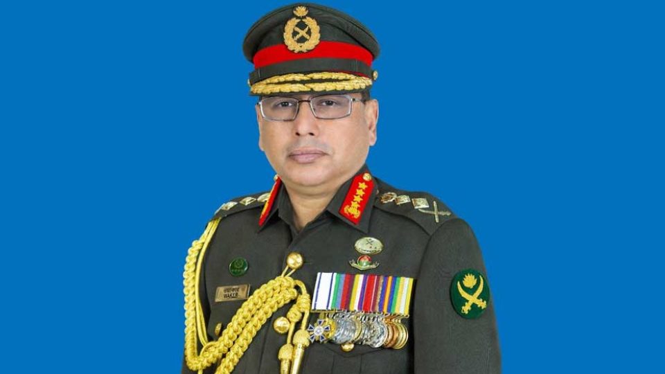 সেনাপ্রধান জেনারেল ওয়াকার-উজ-জামান।