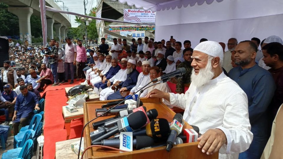 গত ২৮ মে ঢাকার শাহবাগের সমাবেশে জামায়াত আমির শফিকুর রহমান।