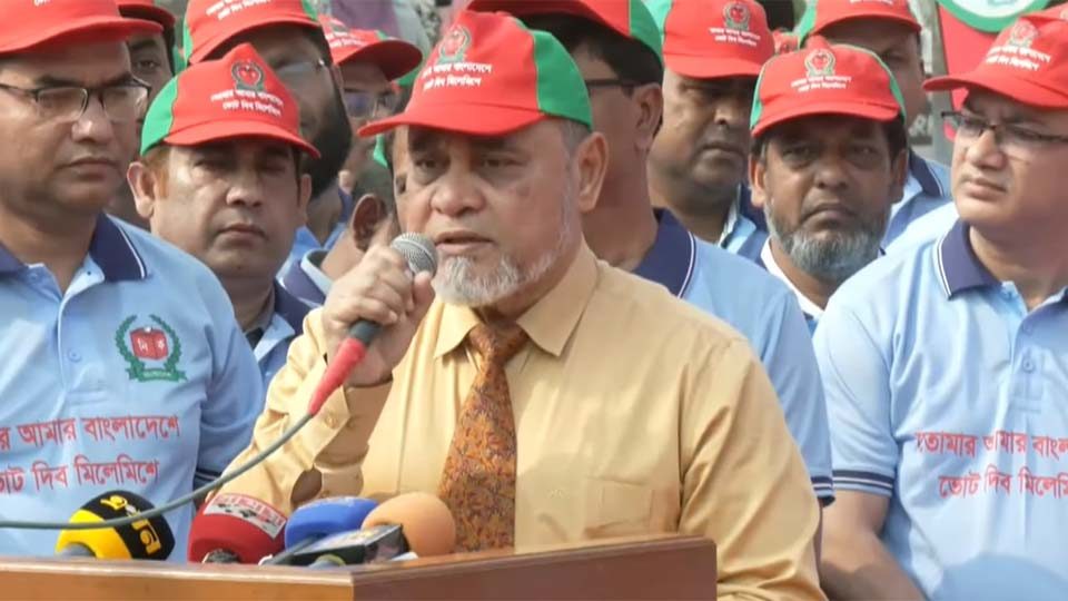 অনুষ্ঠানে বক্তব্য দেন সিইসি  এ এম এম নাসির উদ্দীন।