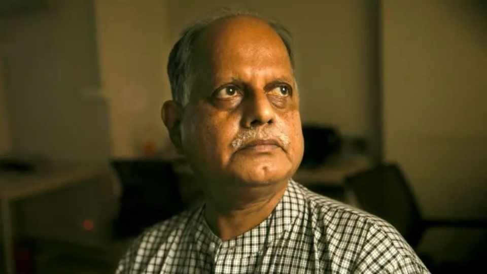 জ্যেষ্ঠ সাংবাদিক বিভুরঞ্জন সরকার।