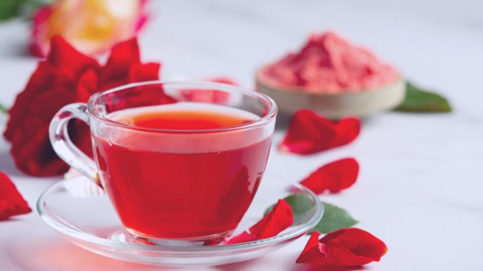 গোলাপ চা দিয়েই শুরু হোক ভালোবাসা দিবস।